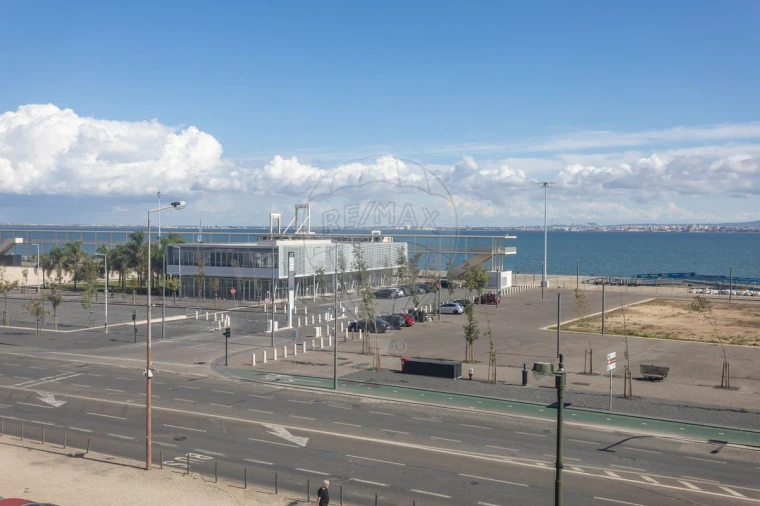 Apartamento T2 para Venda em Santa Maria Maior Foto 12