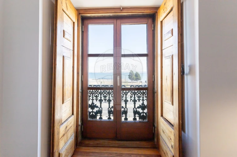 Apartamento T2 para Venda em Santa Maria Maior Foto 16