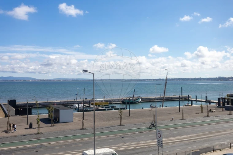 Apartamento T2 para Venda em Santa Maria Maior Foto 28