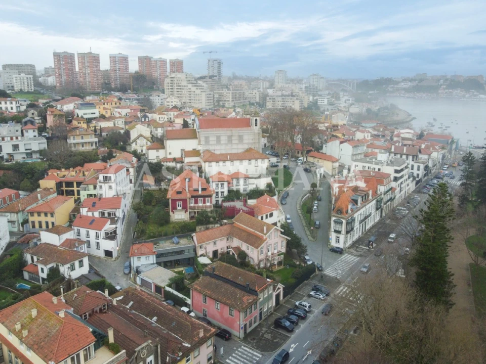 Apartamento T2 para Venda em Lordelo do Ouro e Massarelos Foto 12