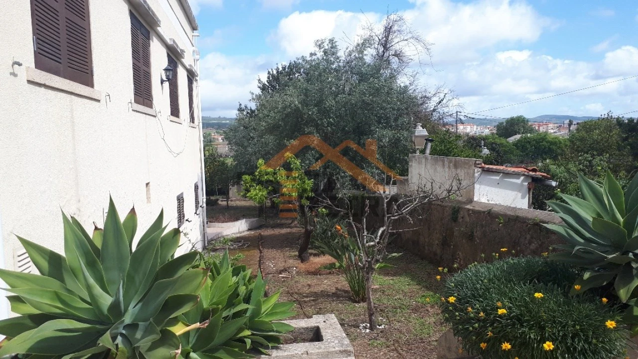 Moradia T7 para Venda em Loures Foto 5