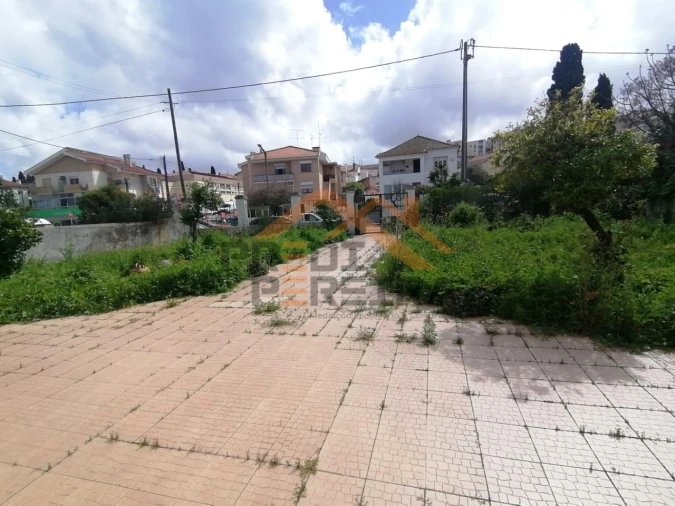 Moradia T7 para Venda em Loures Foto 22