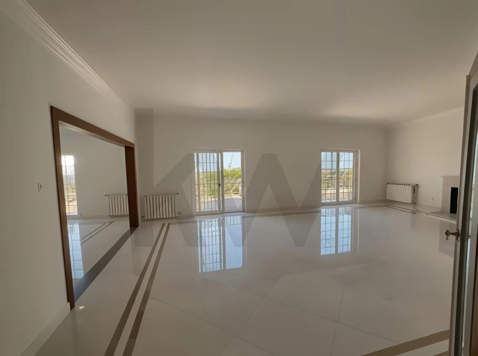 Moradia T5 para Venda em Cascais e Estoril Foto 4