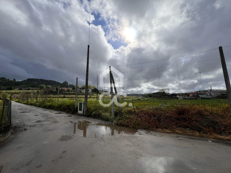 Terreno para Venda em Urgezes Foto 4
