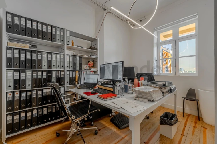 Escritório para Arrendamento em Braga (São José de São Lázaro e São João do Souto) Foto 13