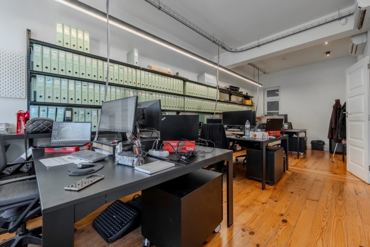 Escritório para Arrendamento em Braga (São José de São Lázaro e São João do Souto) Foto 15