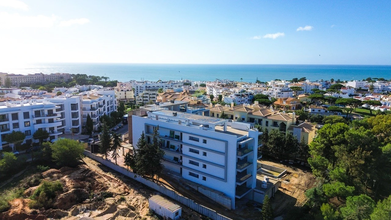 Apartamento T2 para Venda em Albufeira e Olhos de Água Foto 1