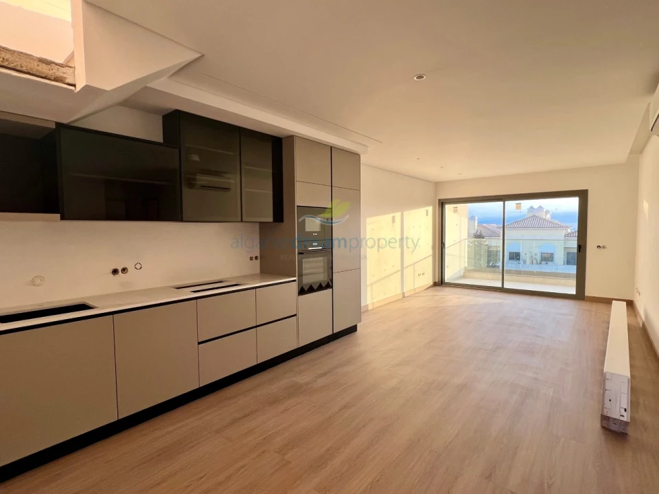 Apartamento T2 para Venda em Albufeira e Olhos de Água Foto 8