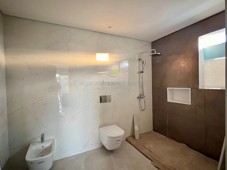 Apartamento T2 para Venda em Albufeira e Olhos de Água Foto 9