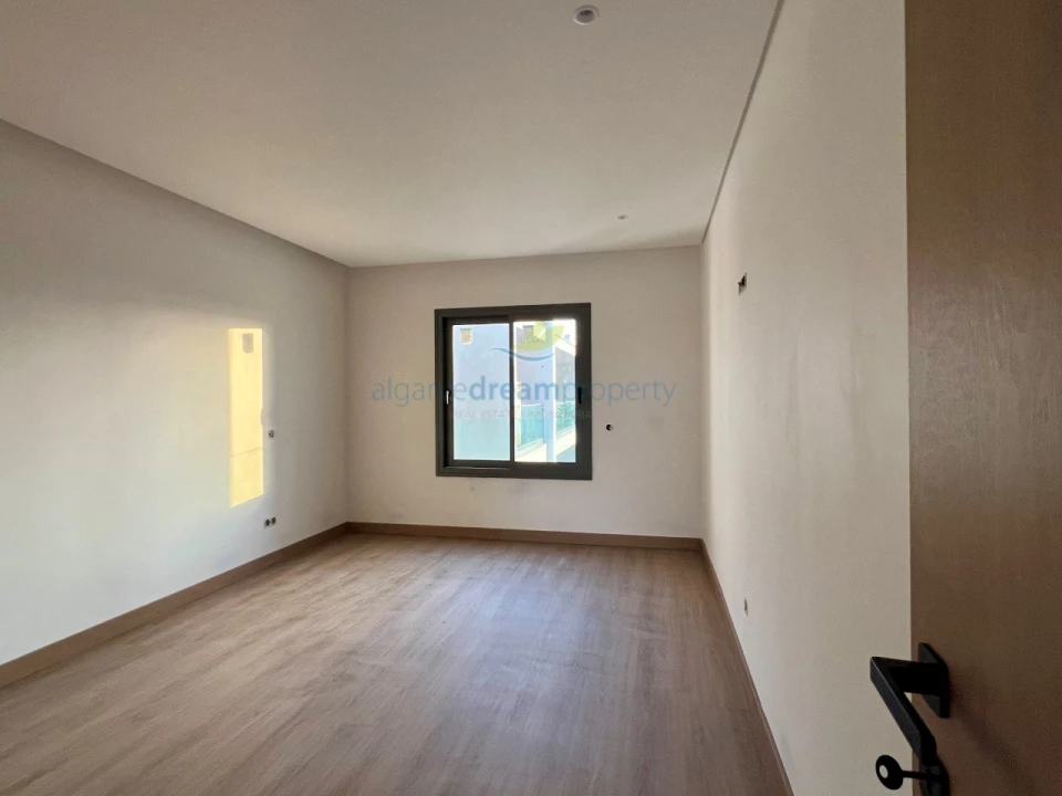 Apartamento T2 para Venda em Albufeira e Olhos de Água Foto 12