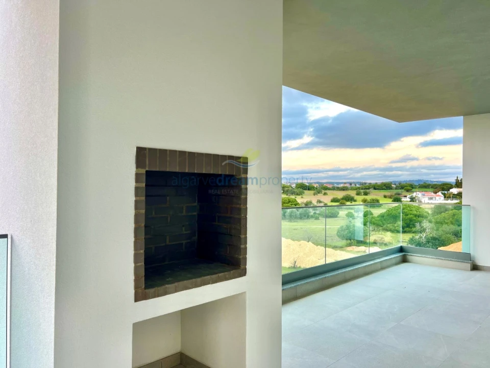 Apartamento T2 para Venda em Albufeira e Olhos de Água Foto 17