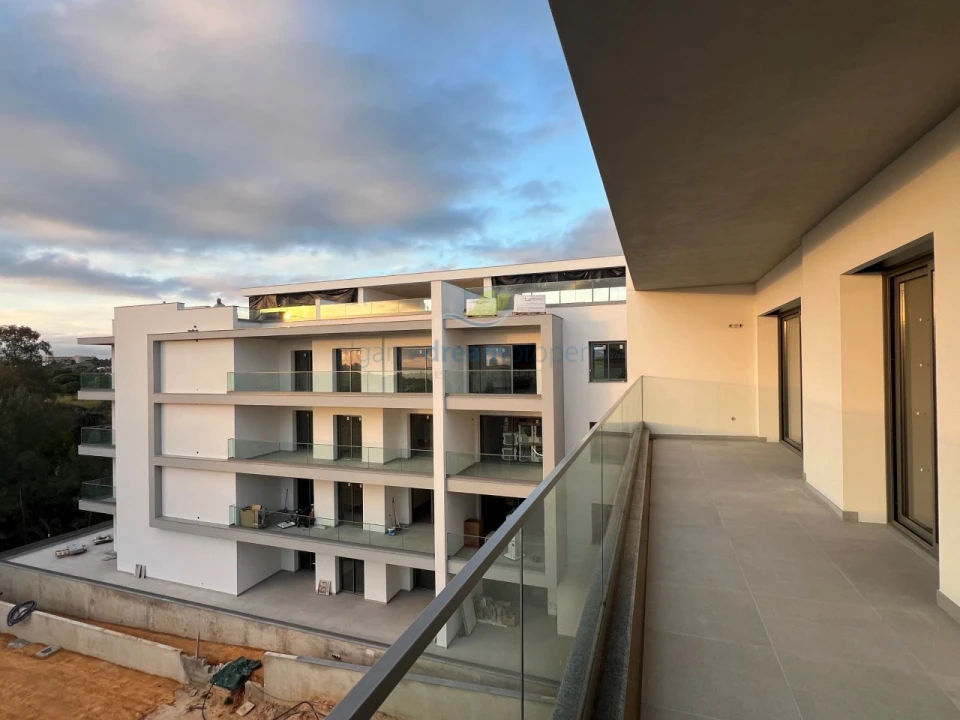 Apartamento T2 para Venda em Albufeira e Olhos de Água Foto 22