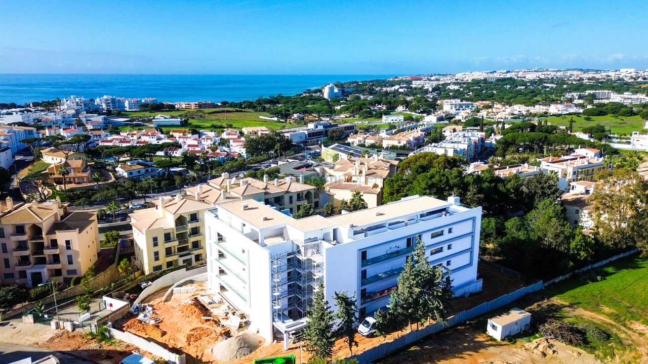 Apartamento T2 para Venda em Albufeira e Olhos de Água Foto 24