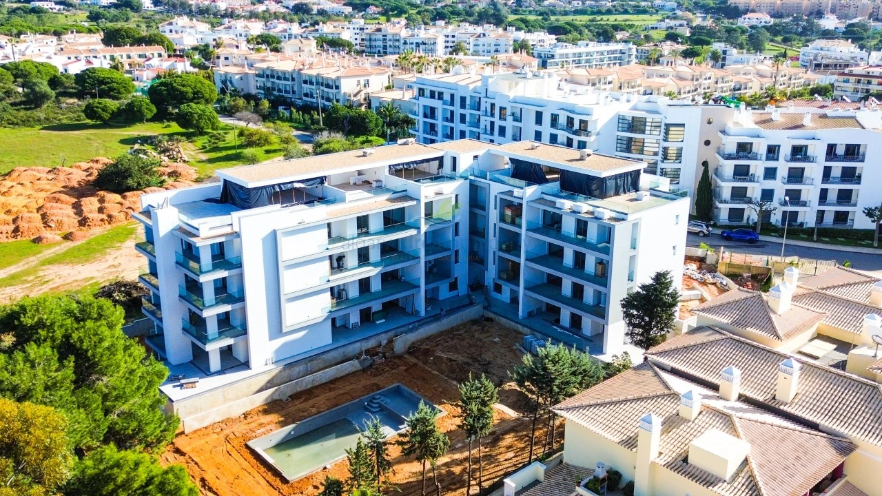 Apartamento T2 para Venda em Albufeira e Olhos de Água Foto 26