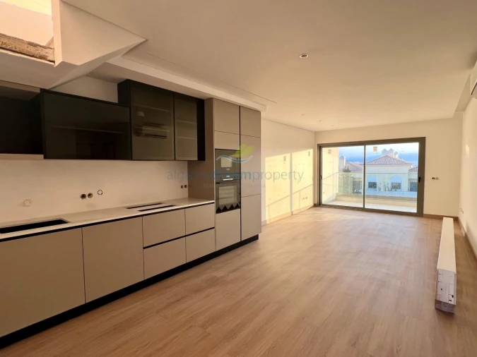 Apartamento T2 para Venda em Albufeira e Olhos de Água Foto 8