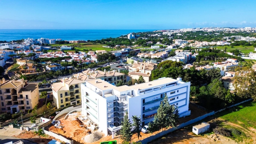 Apartamento T2 para Venda em Albufeira e Olhos de Água Foto 24