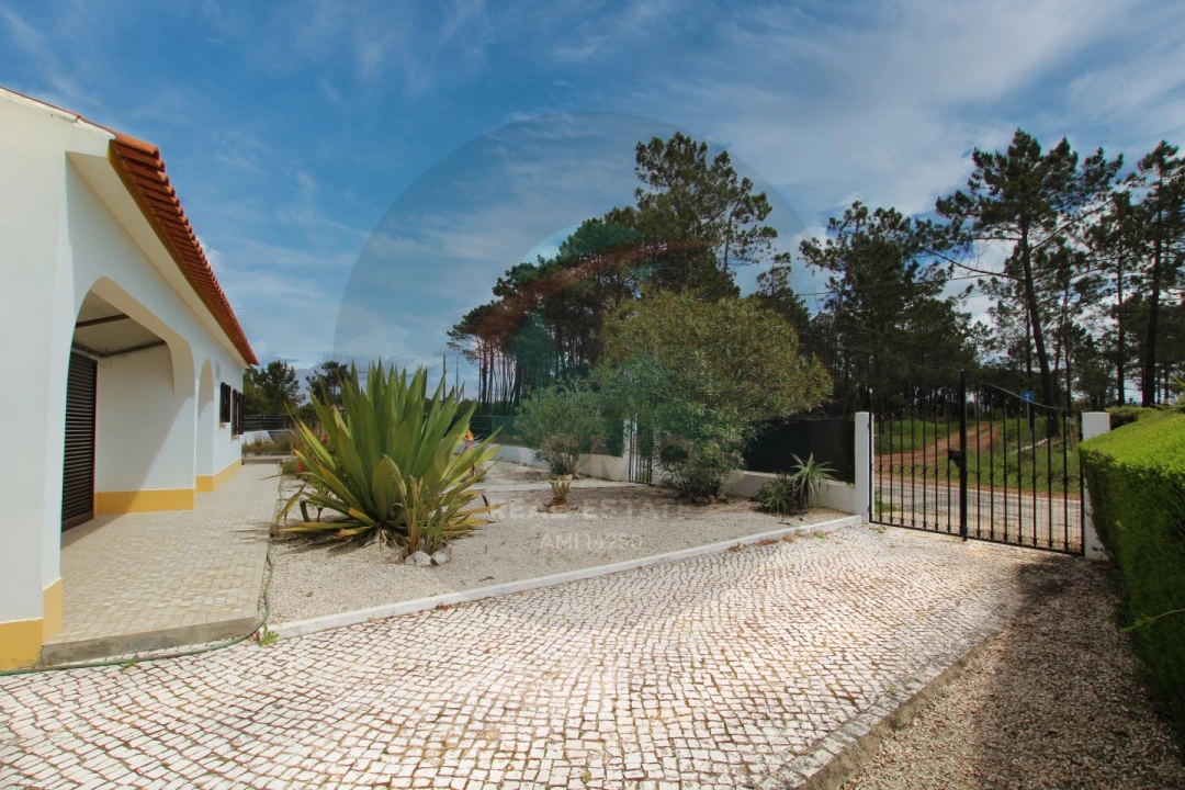 Quinta T3 para Venda em Aljezur Foto 32