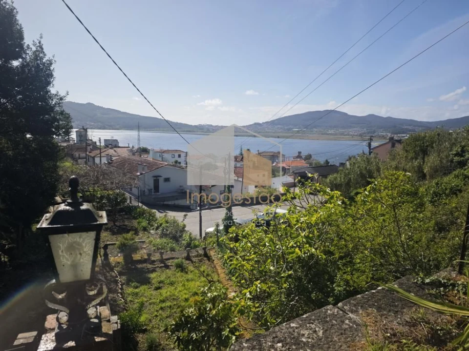 Moradia T4 para Venda em Seixas Foto 6