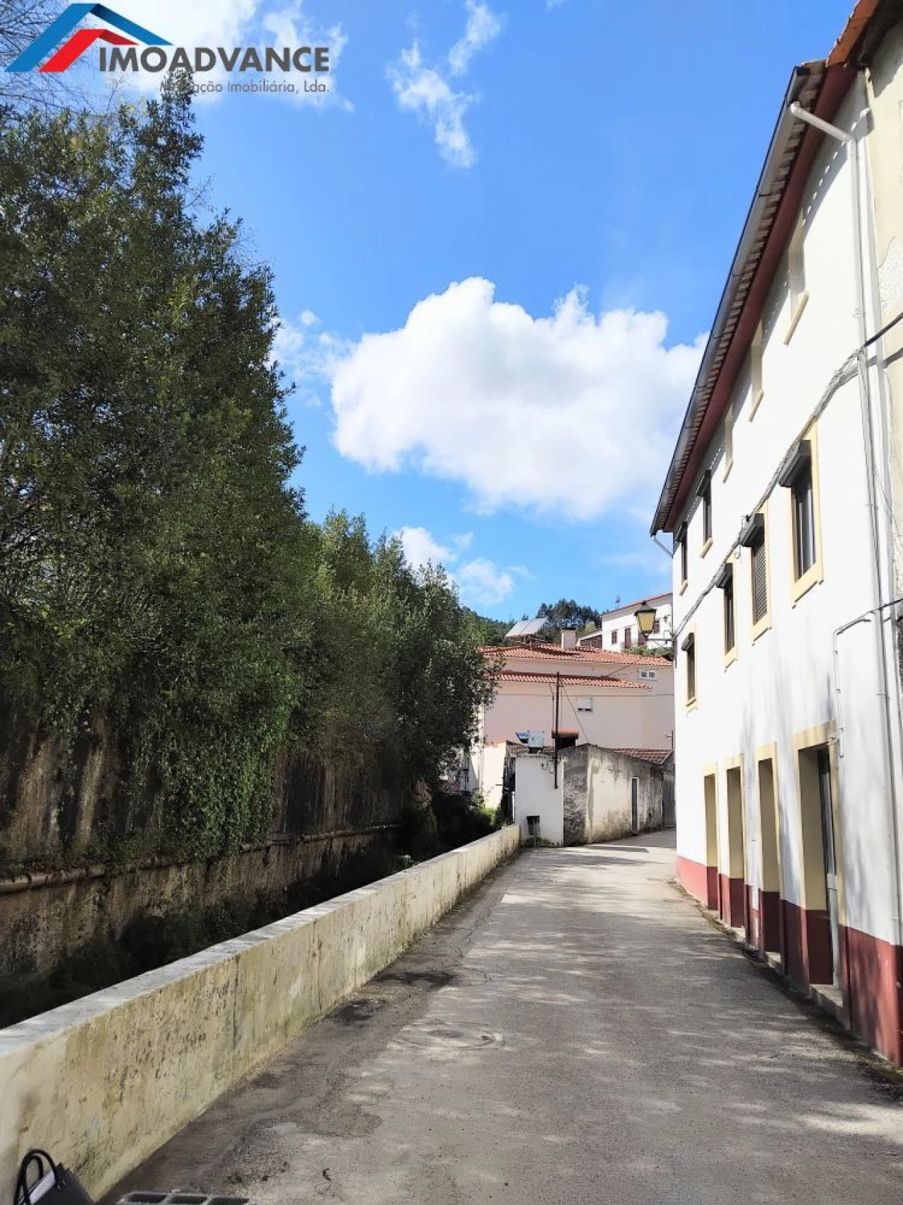 Moradia T6 para Venda em Lorvão Foto 2