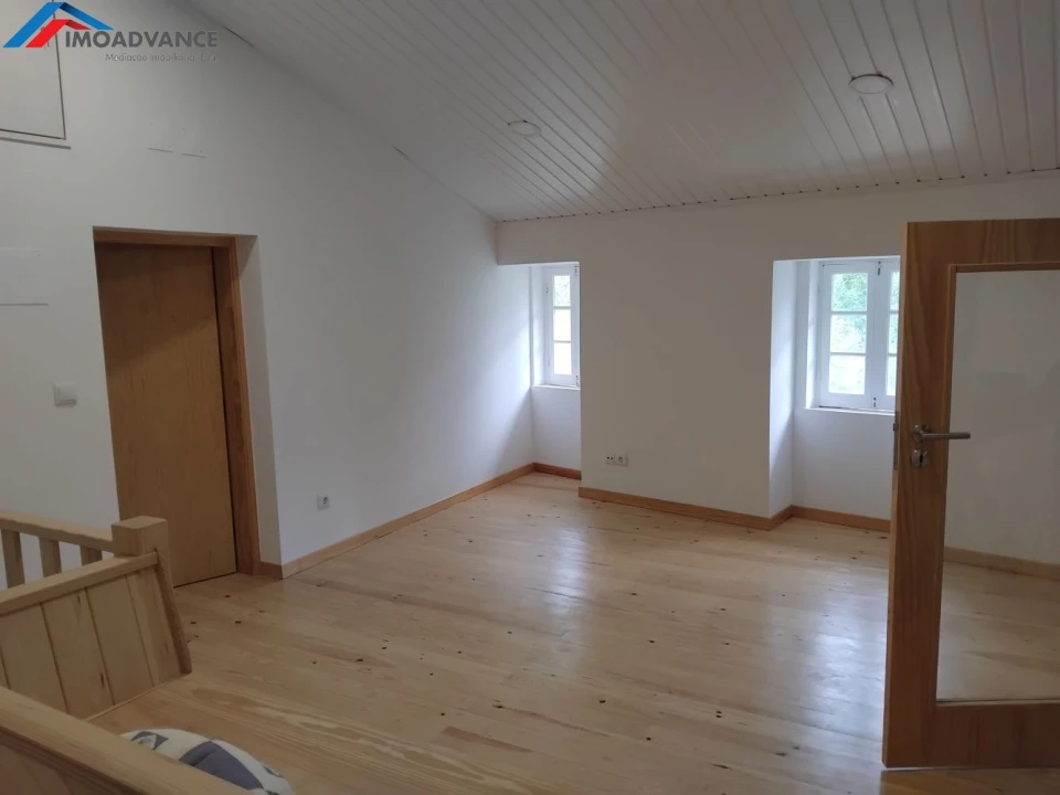 Moradia T6 para Venda em Lorvão Foto 27