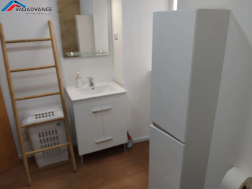 Moradia T6 para Venda em Lorvão Foto 45