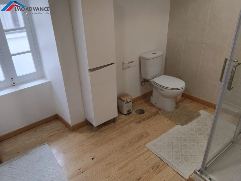 Moradia T6 para Venda em Lorvão Foto 22