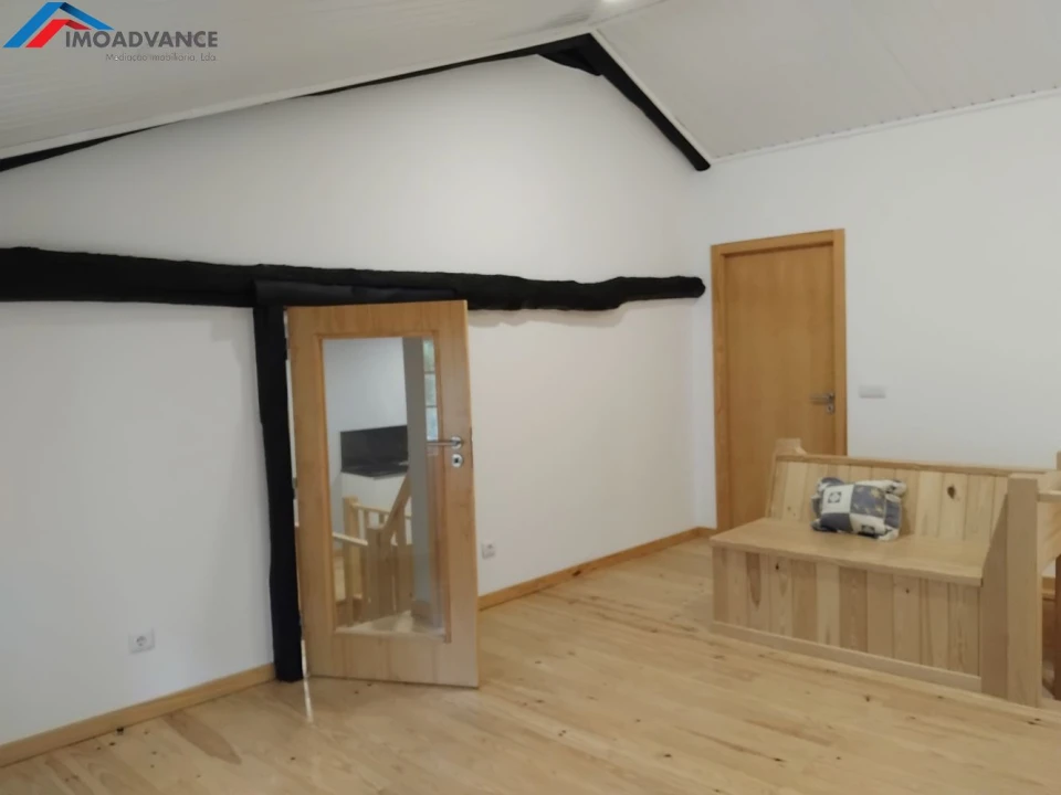 Moradia T6 para Venda em Lorvão Foto 29