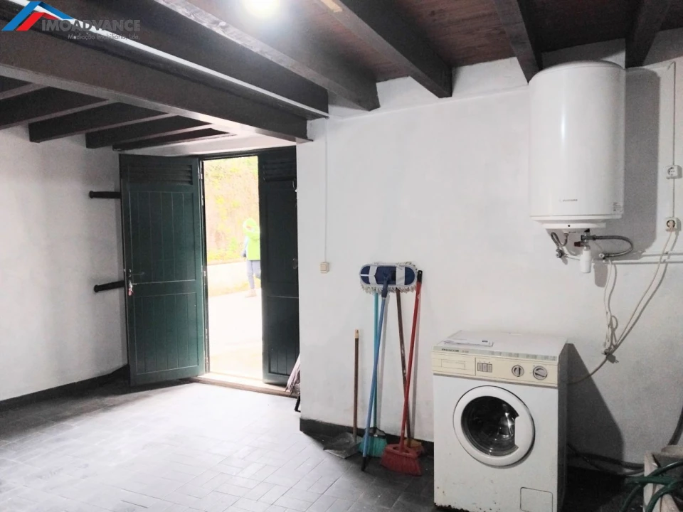 Moradia T6 para Venda em Lorvão Foto 52