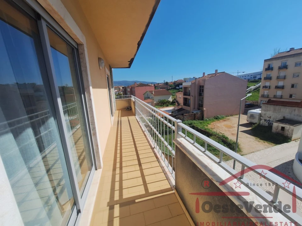 Apartamento T3 para Venda em Cadaval e Pêro Moniz Foto 35