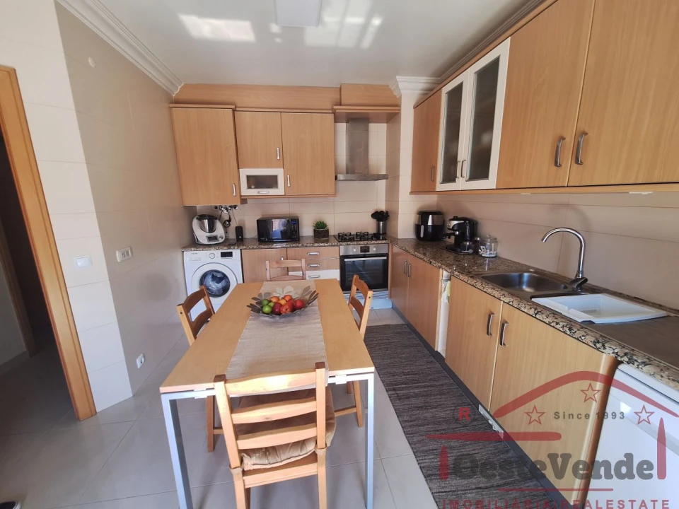 Apartamento T3 para Venda em Cadaval e Pêro Moniz Foto 8