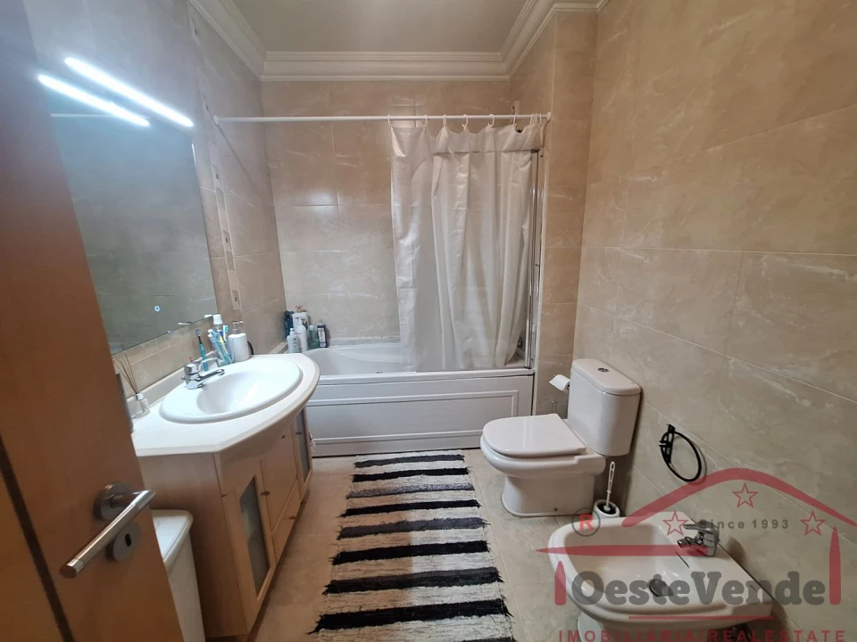 Apartamento T3 para Venda em Cadaval e Pêro Moniz Foto 27