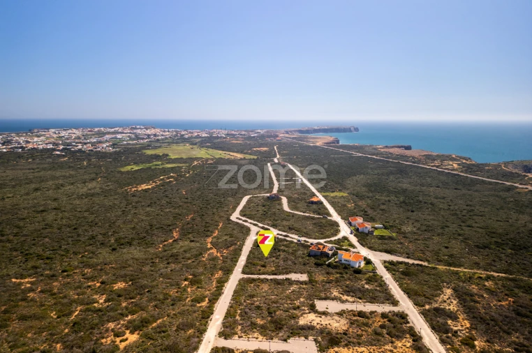 Terreno para Venda em Vila de Sagres Foto 8