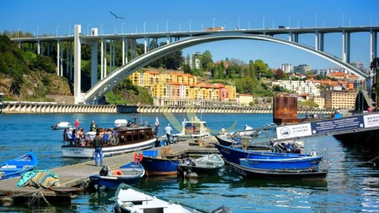 Apartamento T1 para Venda em Canidelo Foto 20