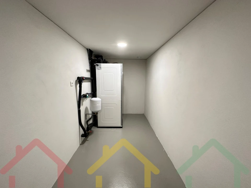 Apartamento T2 para Venda em Paranhos Foto 16