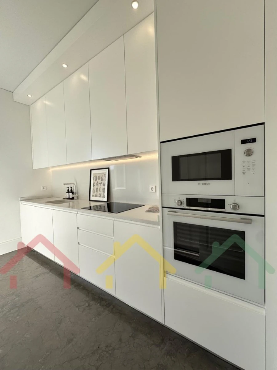 Apartamento T2 para Venda em Paranhos Foto 9