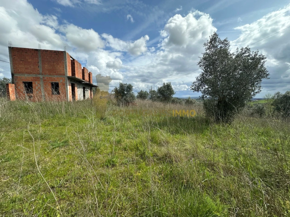 Terreno para Venda em São João Baptista e Santa Maria dos Olivais Foto 12