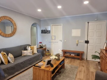 Apartamento T1 para Venda em Albufeira e Olhos de Água