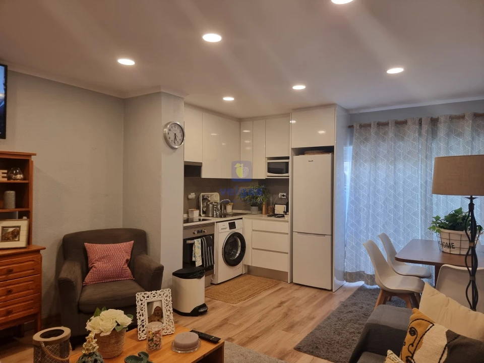 Apartamento T1 para Venda em Albufeira e Olhos de Água Foto 13