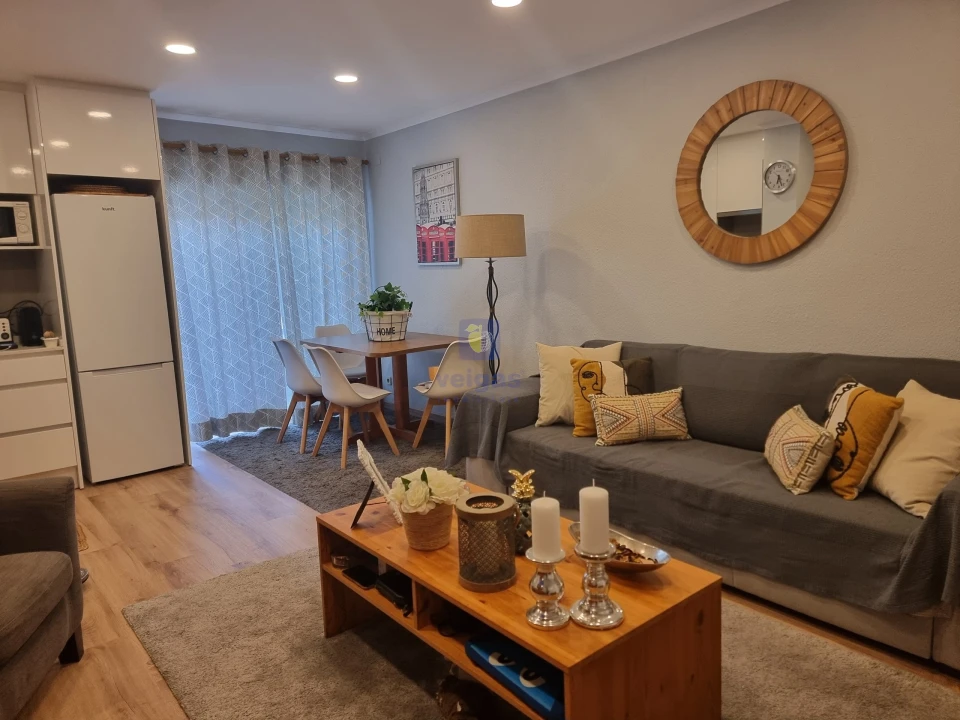 Apartamento T1 para Venda em Albufeira e Olhos de Água Foto 1