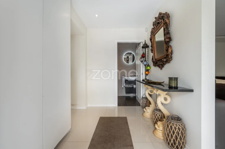 Moradia T3 para Venda em Vila Nova da Telha Foto 3