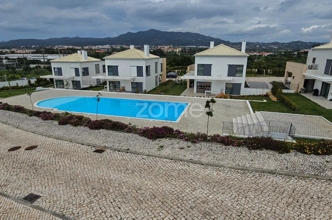 Moradia T4 para Venda em Santa Maria e São Miguel, São Martinho, São Pedro Penaferrim Foto 22