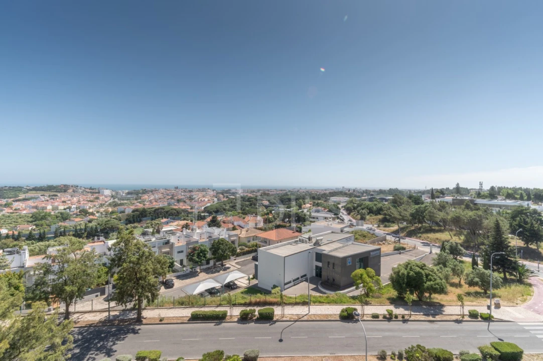 Apartamento T4 para Venda em Alcabideche Foto 12