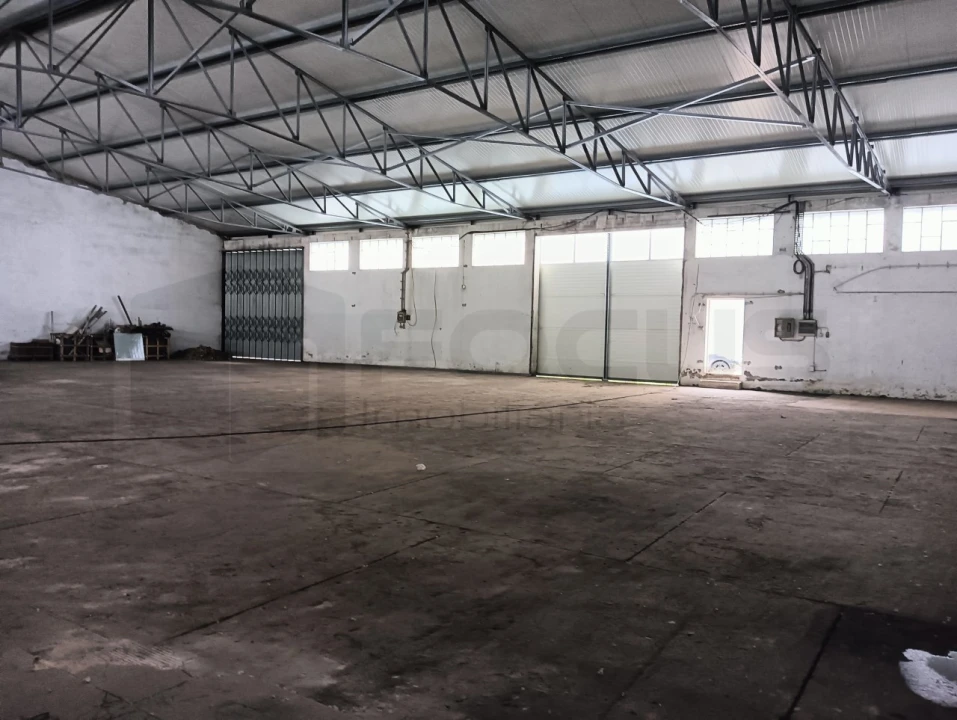 Armazém para Venda em Albergaria-A-Velha e Valmaior Foto 4