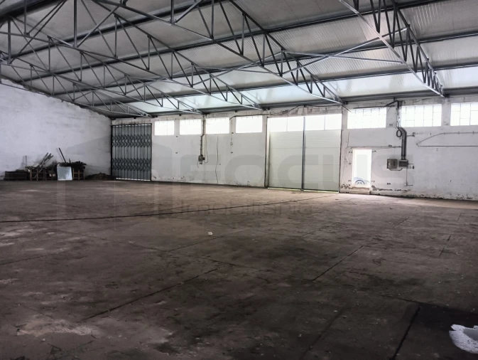 Armazém para Venda em Albergaria-A-Velha e Valmaior Foto 4