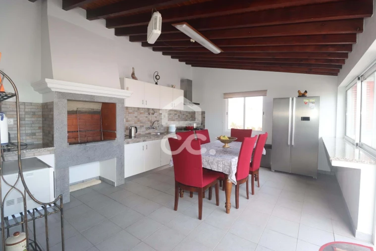 Moradia T3 para Venda em Ribeirinha Foto 33