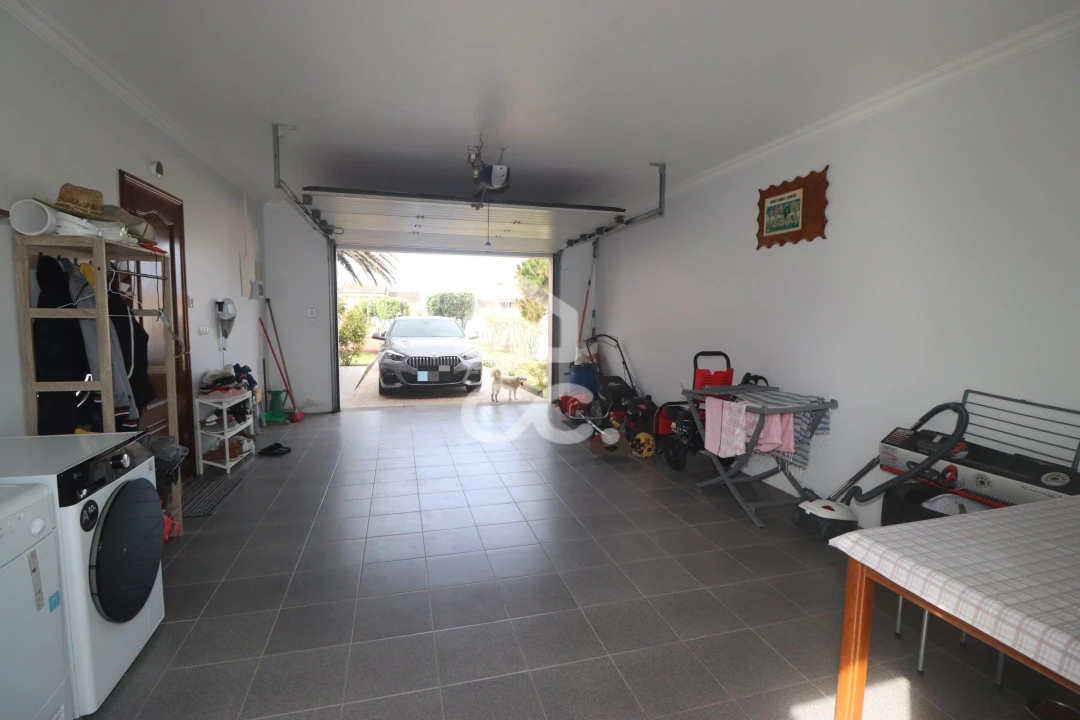 Moradia T3 para Venda em Ribeirinha Foto 32