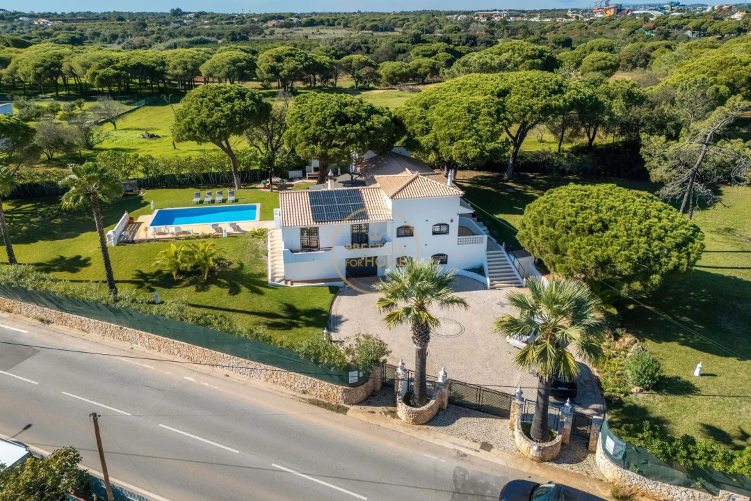 Moradia T4 para Arrendamento em Quarteira Foto 89