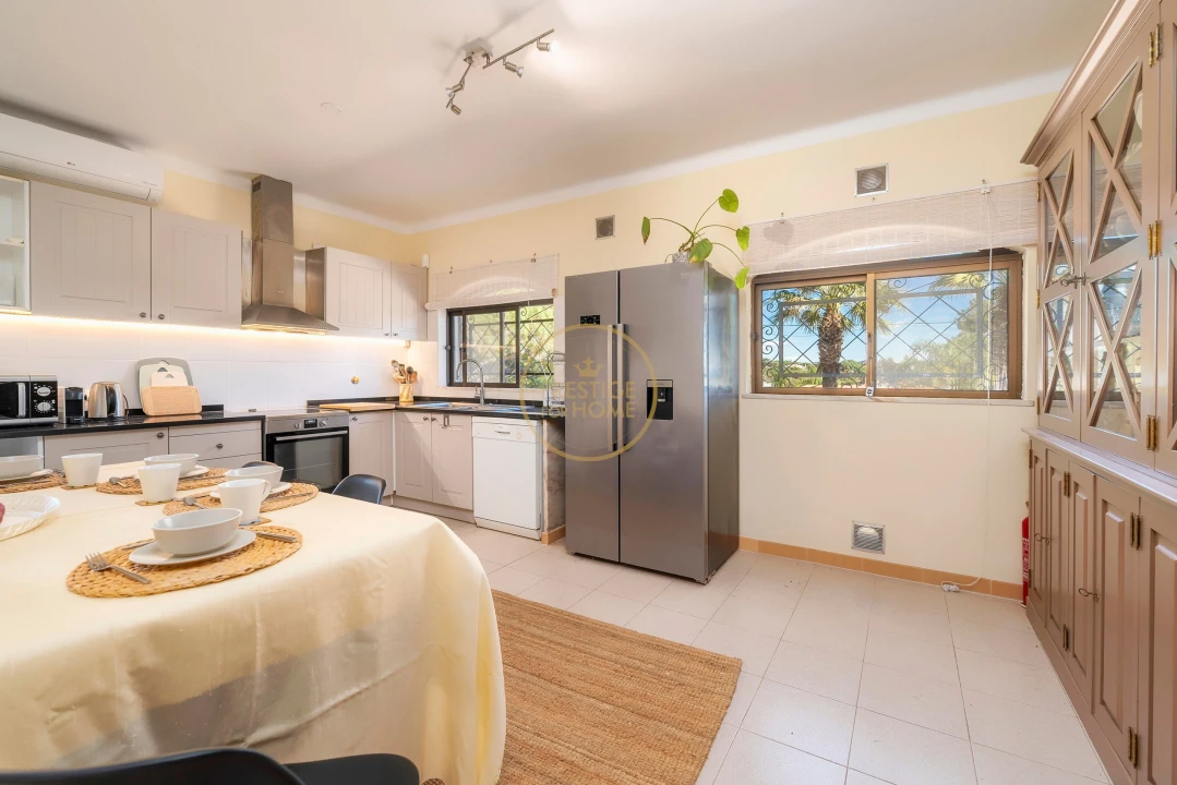 Moradia T4 para Arrendamento em Quarteira Foto 72