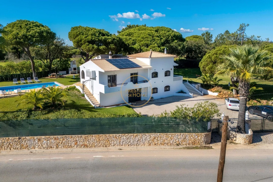 Moradia T4 para Arrendamento em Quarteira Foto 87