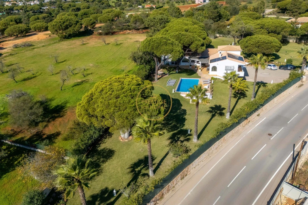 Moradia T4 para Arrendamento em Quarteira Foto 91